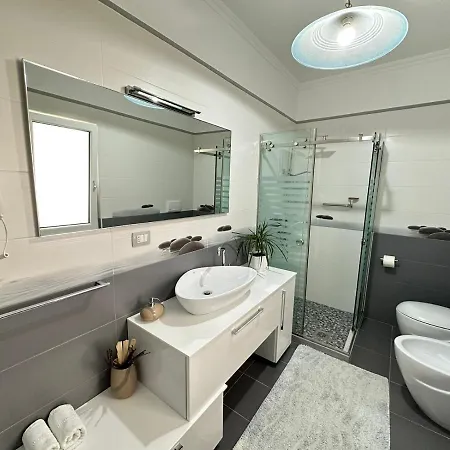 Aquamarine & Appartement Vlorë